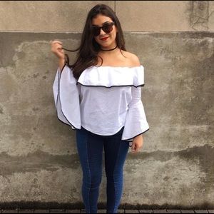 Bell Sleeve Crop Top Junior Sz M